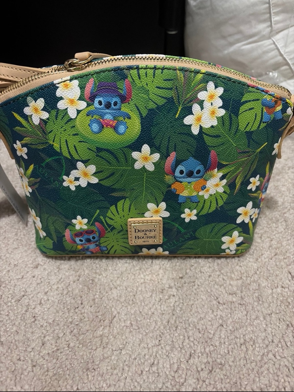Disney Dooney Aulani Stitch crossbody bag